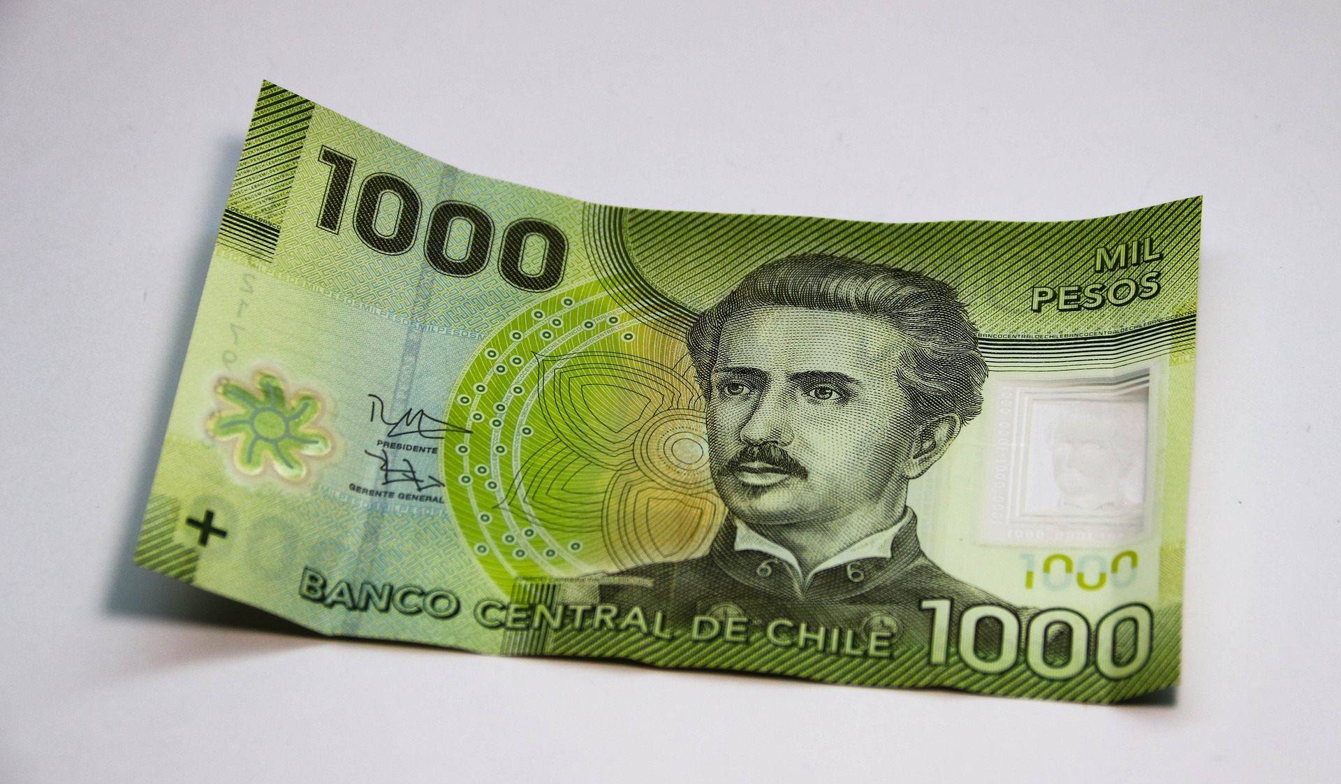La crisis del efectivo: Por qué los billetes podrían convertirse en reliquias